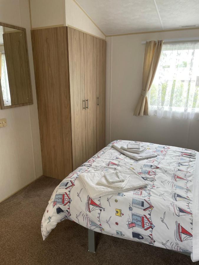 Parkdean Static Caravan On Cherry Tree Holiday Park เกรทยาร์มัธ ภายนอก รูปภาพ