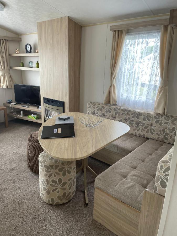 Parkdean Static Caravan On Cherry Tree Holiday Park เกรทยาร์มัธ ภายนอก รูปภาพ